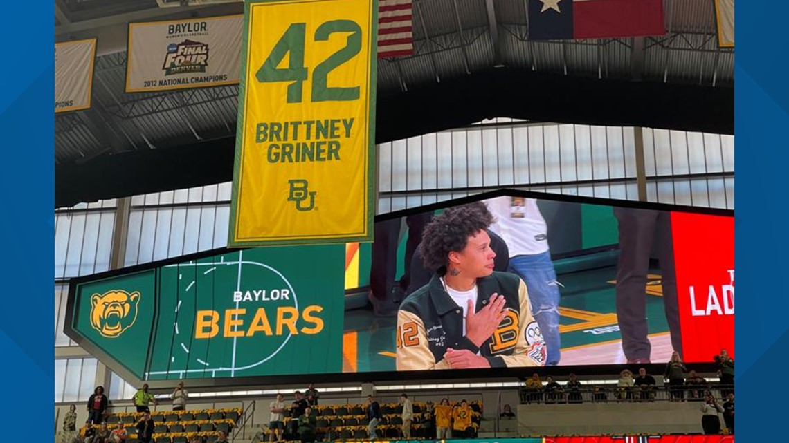 Brittney Griner’s jersey retired by Baylor University: Waco, TX [Video]