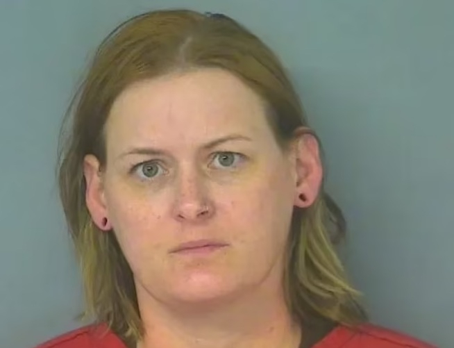 Kristen Danielle Graham: Virginia Babysitter Charged With Murder for Leaving 11-Month-Old Infant and Dog in Car in 100F Heat for Six Hours to Die [Video]