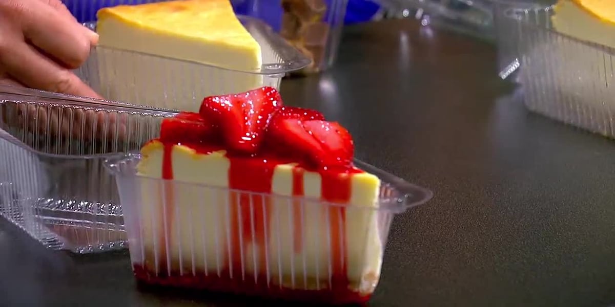 Build your custom dessert at Mak+Cheesecakes [Video]