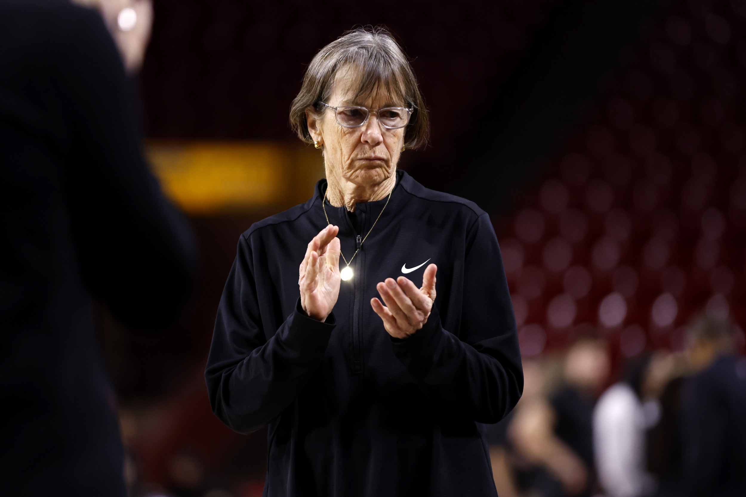Winningest Coach in NCAA Women’s Basketball History to Retire [Video]