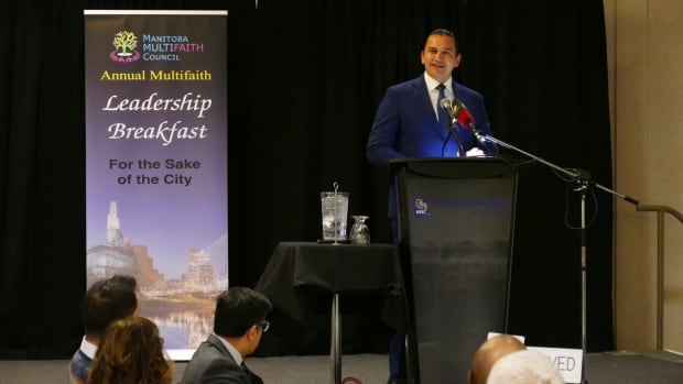 Manitoba premier wants daily legislative prayer to be more inclusive [Video]