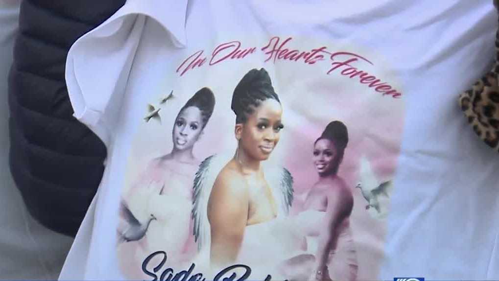 ‘She was different from everybody else’: Sade Robinson honored in community vigil [Video]