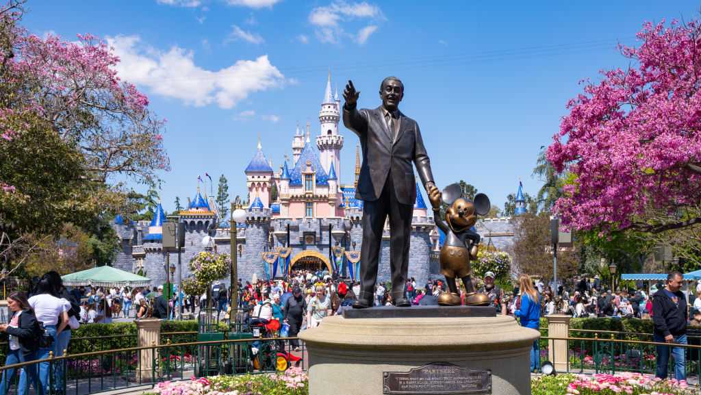 Disneyland gets final approval for massive expansion [Video]