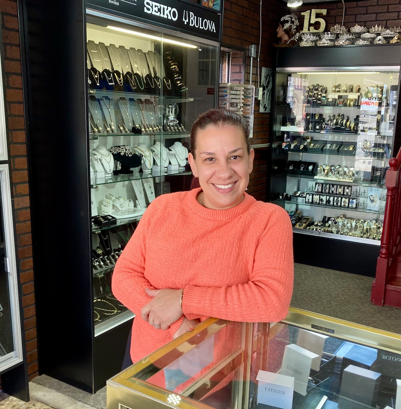 Joyeria Viejo San Juan is a family-affair and mainstay in Clevelands Hispanic community [Video]