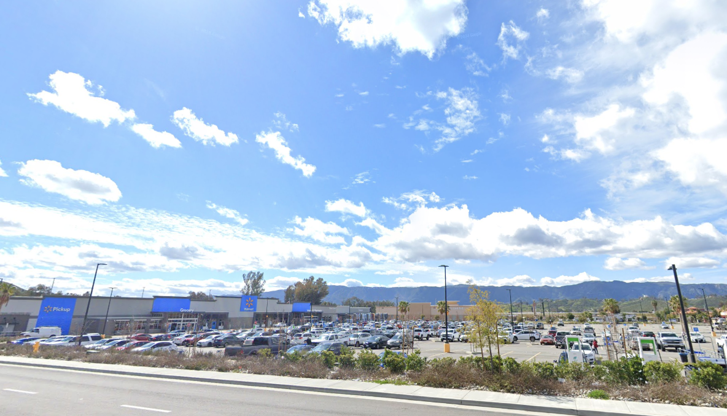 Woman Butchered to Death Inside Walmart Superstore as Witnesses Watched [Video]