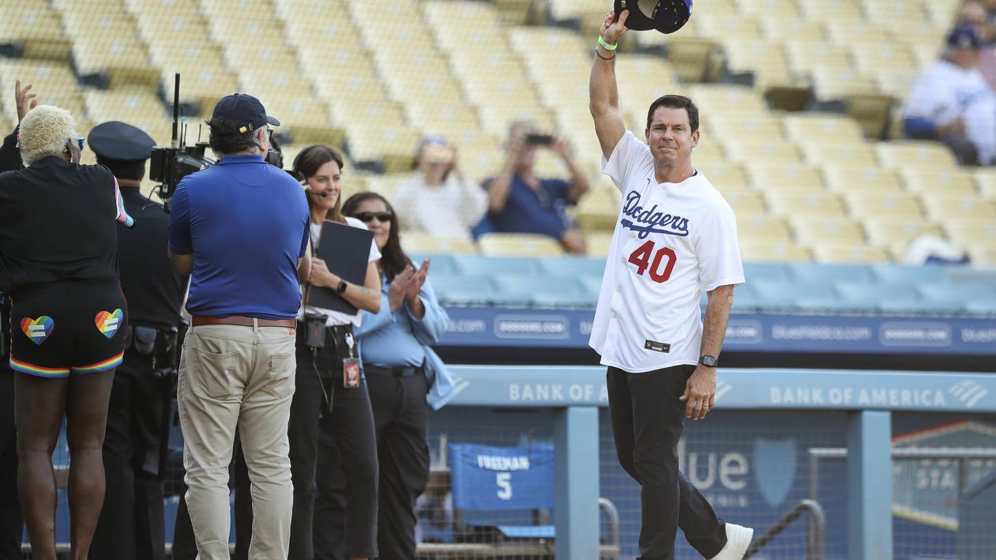 MLB executive Billy Bean, one of the first openly gay MLB players, dies at age 60 after battle with leukemia  WSOC TV [Video]