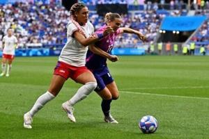 Triple Trouble: Attacking stars carry USA women to Olympic football final [Video]