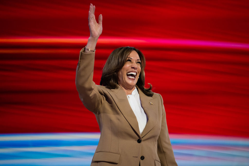 Five Times Kamala Harris Stunted in a Power Suit, Yes Even Tan [Video]