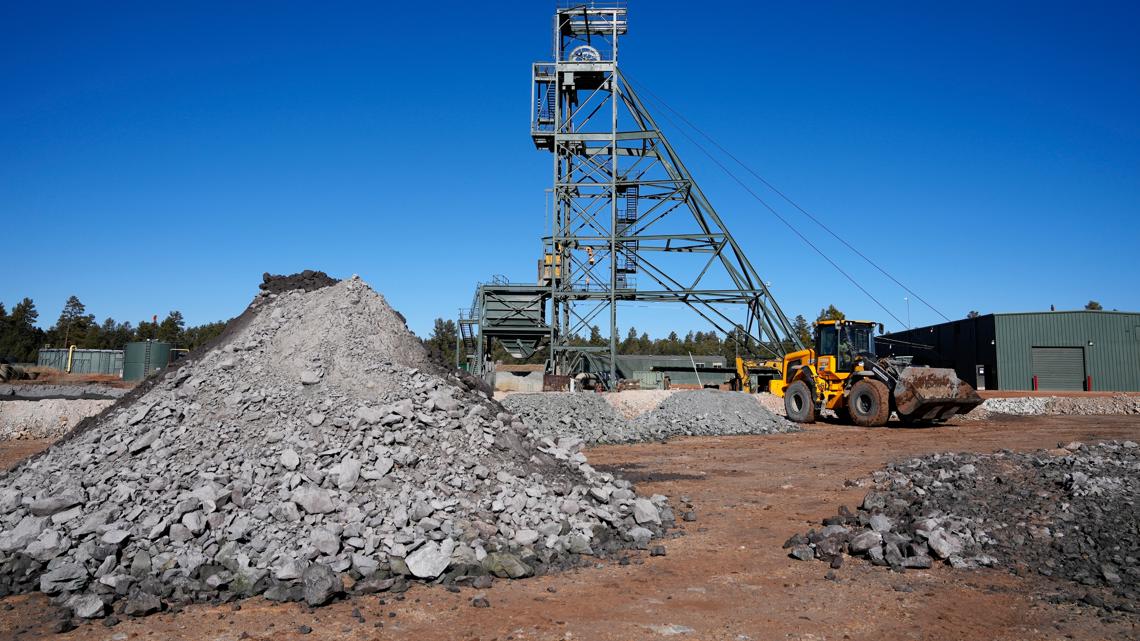 Navajo Nation strengthens tribal law regulating uranium transport [Video]