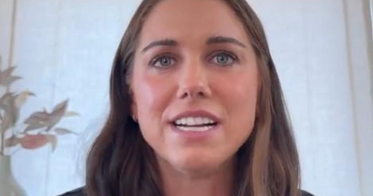 Alex Morgan announces she’s retiring from pro soccer and is expecting her second child [Video]