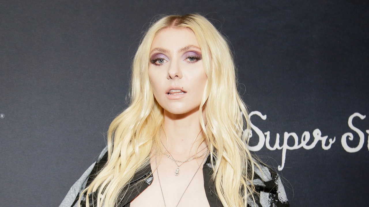 Taylor Momsen Invents a New Way to Go Topless at NYFW [Video]