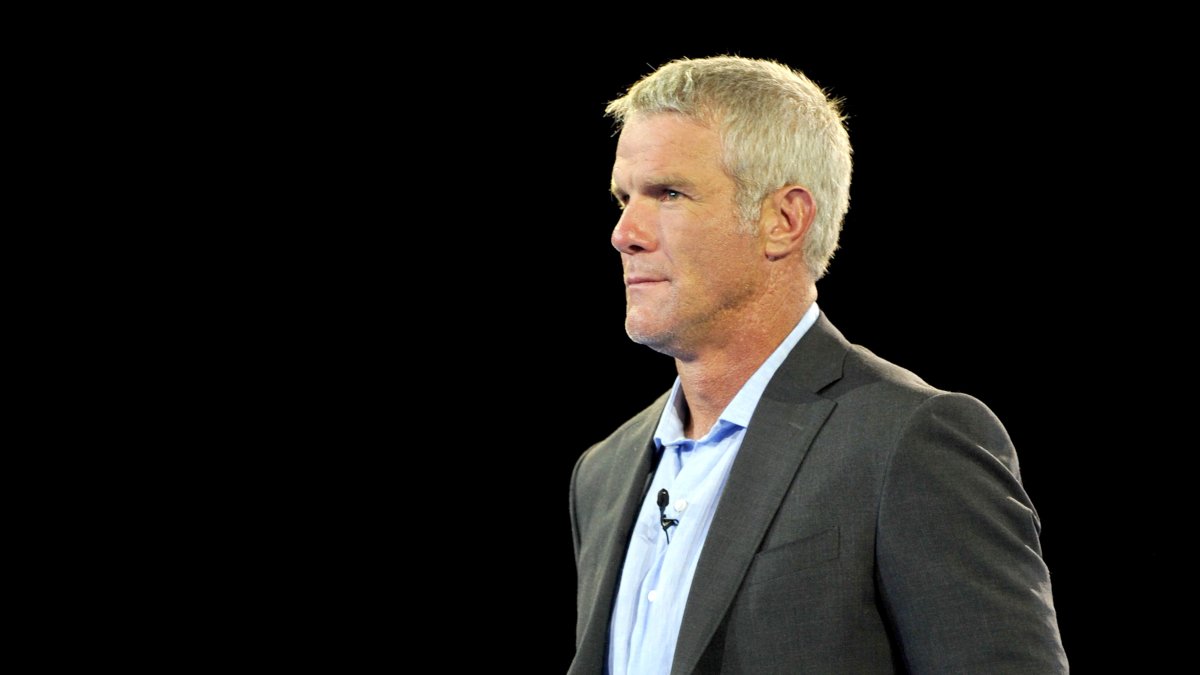 Hall of Fame QB Brett Favre reveals he has Parkinsons disease  NBC 6 South Florida [Video]