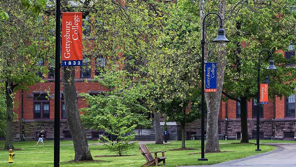 Gettysburg College student athlete no longer enrolled after racial incident [Video]