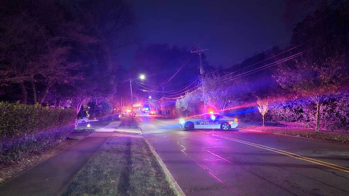 4 injured in crash on Stratford Road, police say [Video]