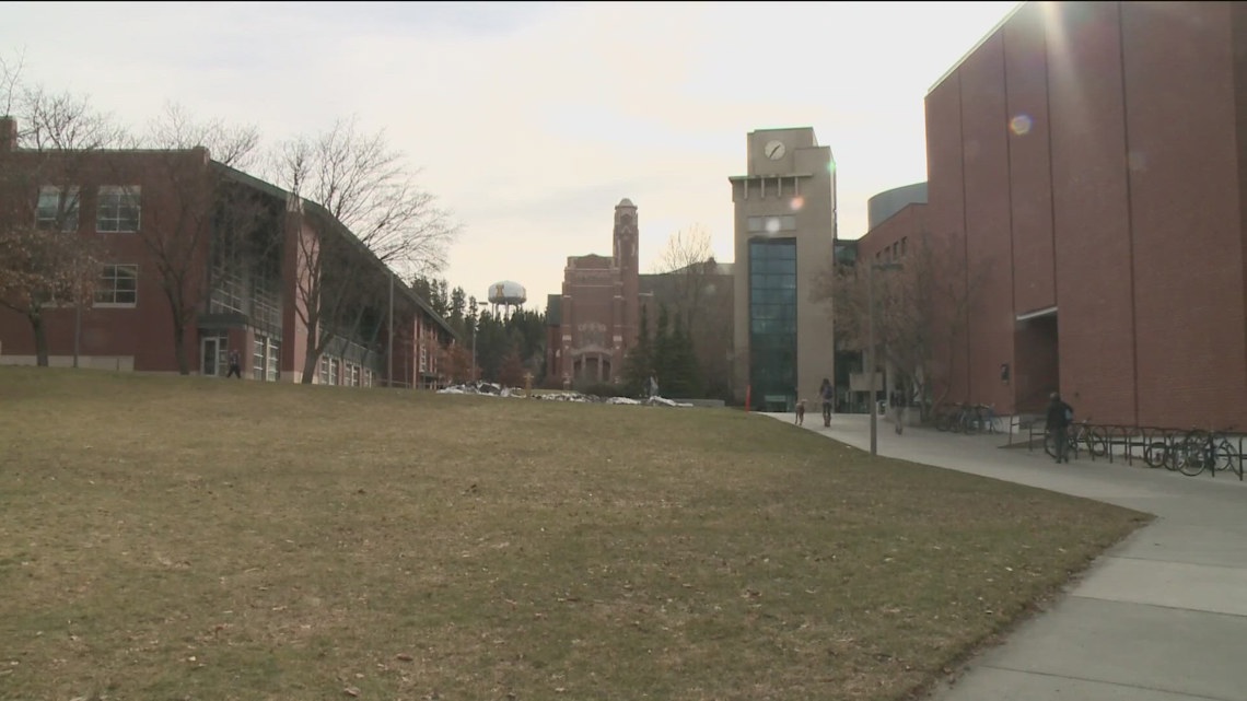 U of I holds off closing DEI offices [Video]