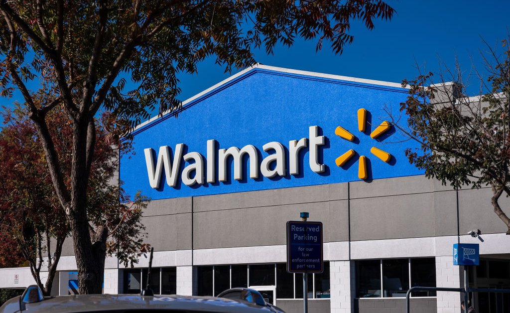 Walmart Rolls Back DEI Efforts [Video]