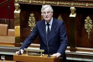 No-confidence vote draws France into new political crisis [Video]