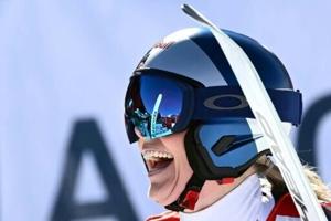 Veteran Brignone claims St Anton downhill, Vonn in sixth [Video]