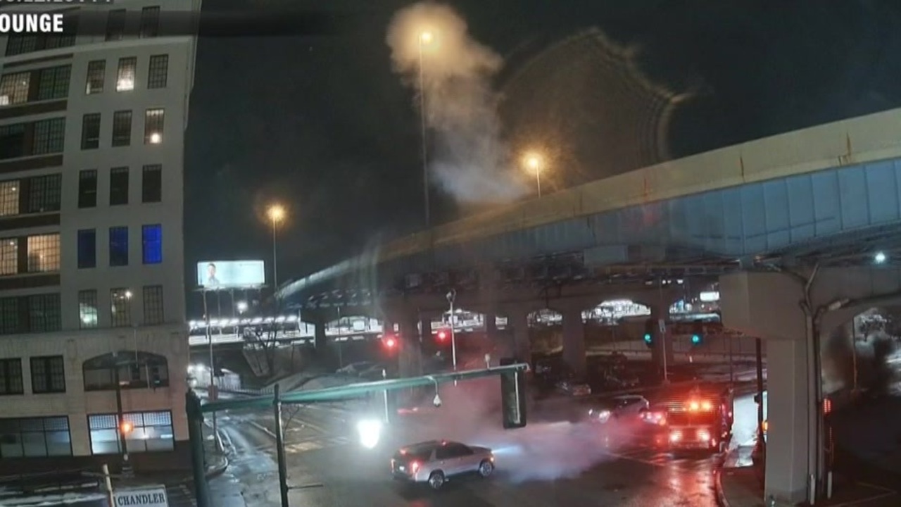 WATCH: Manhole explosion caught on video in Worcester - Boston News, Weather, Sports