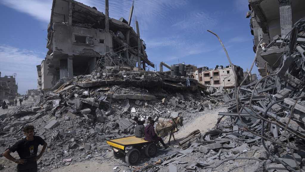 Palestinians hope to return home amid Gaza ceasefire [Video]