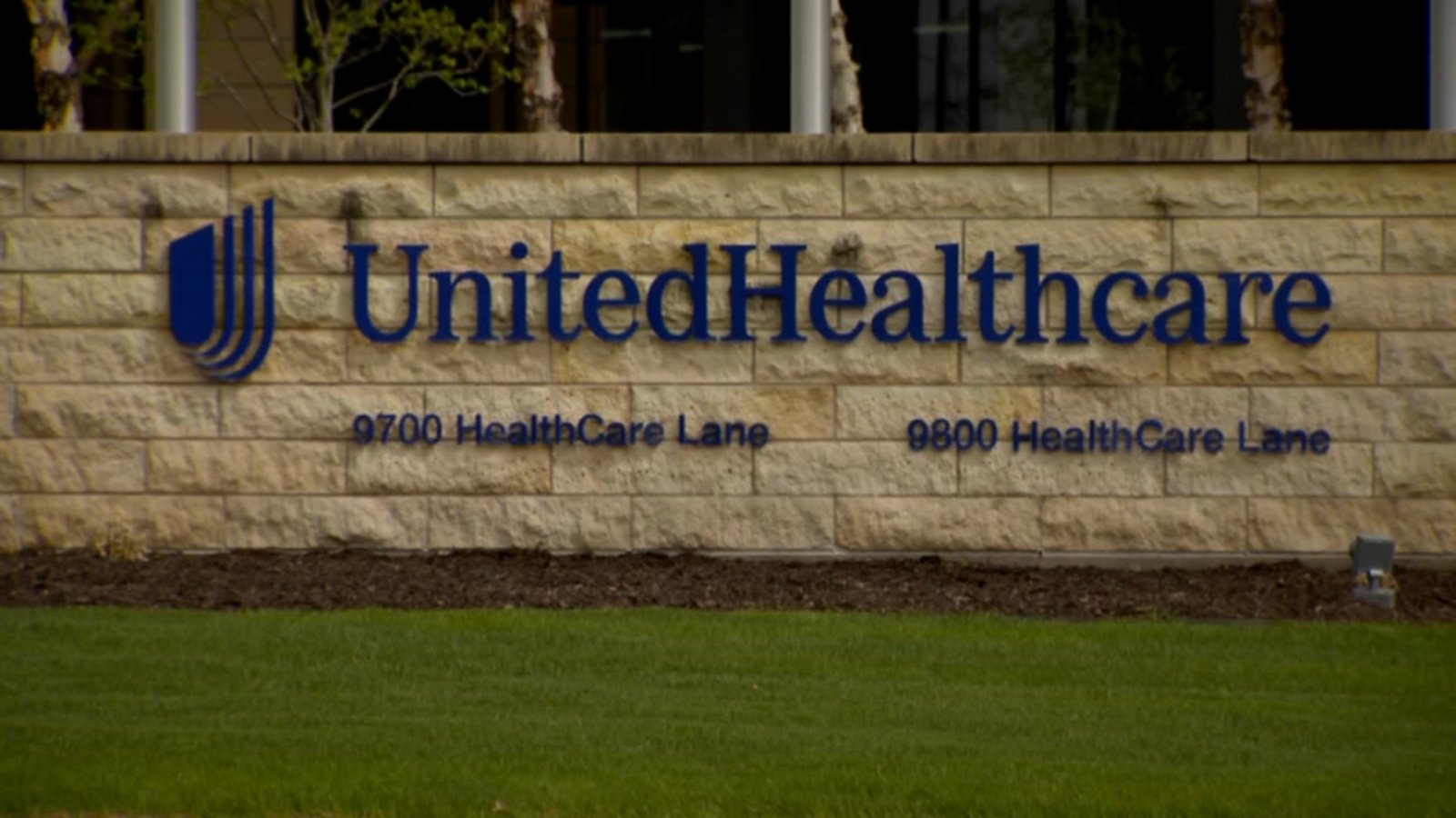 UnitedHealth Group promotes leader of retirement business Tim Noel to replace slain UnitedHealthcare CEO Brian Thompson [Video]